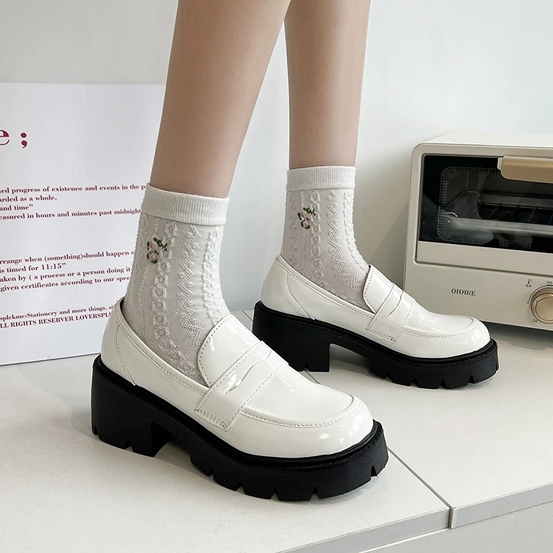 Sweet Lolita Mary Jane Shoes Women Solid Loafers Zapatos De Mujer 2022 Casual Women Slip on Round Toe Platform Shoes Low Heels
Sweet Lolita Mary Jane Shoes Women Solid Loafers Zapatos De Mujer 2022 Casual Women Slip on Round Toe Platform Shoes Low Heels
