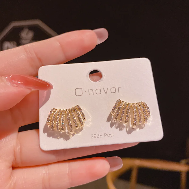 New Geometric Stud Earrings For Women Korean Fashion Jewelry Women's Gift Party Luxury Accessories
New Geometric Stud Earrings For Women Korean Fashion Jewelry Women's Gift Party Luxury Accessories