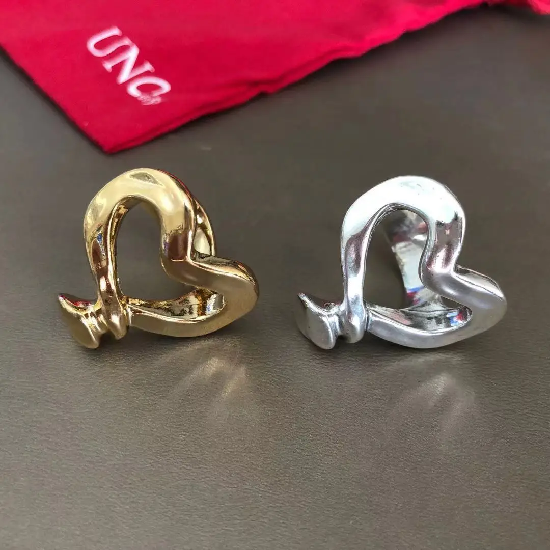 MAY Handmade high quality irregular heart ring simple fashion European and American style women's ring free shipping
MAY Handmade high quality irregular heart ring simple fashion European and American style women's ring free shipping