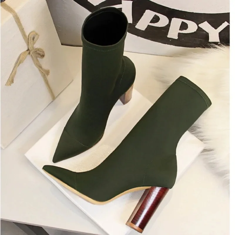 Sexy High Heel Sock Boots Women Mid-Calf Boots Pointed Stretch Fabric Thin Heeled Women Boots Autumn Winter Shoes Female Booties
Sexy High Heel Sock Boots Women Mid-Calf Boots Pointed Stretch Fabric Thin Heeled Women Boots Autumn Winter Shoes Female Booties