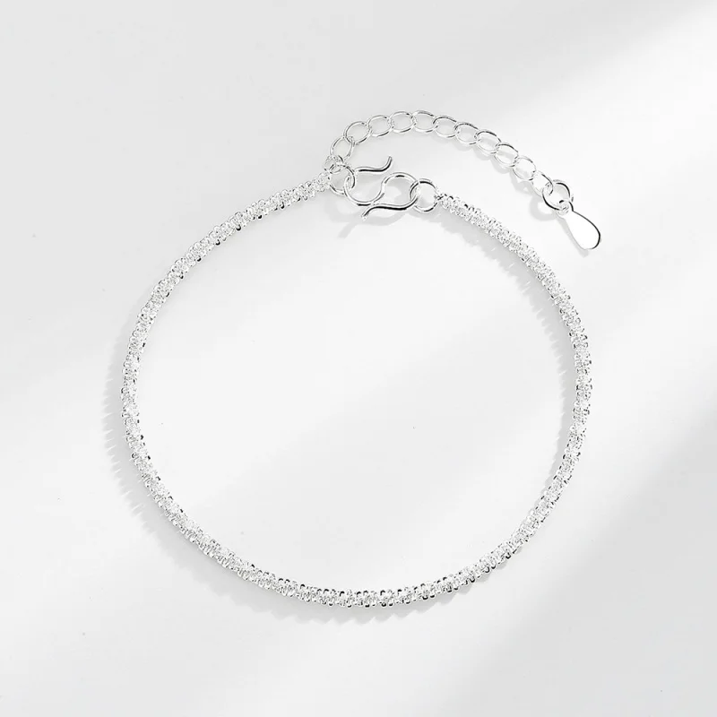Hot Sale Simple Fashion Silver Plated Snake Bones Chain Small Hemp Rope Bracelet Ornament Gifts for Girlfriend
Hot Sale Simple Fashion Silver Plated Snake Bones Chain Small Hemp Rope Bracelet Ornament Gifts for Girlfriend