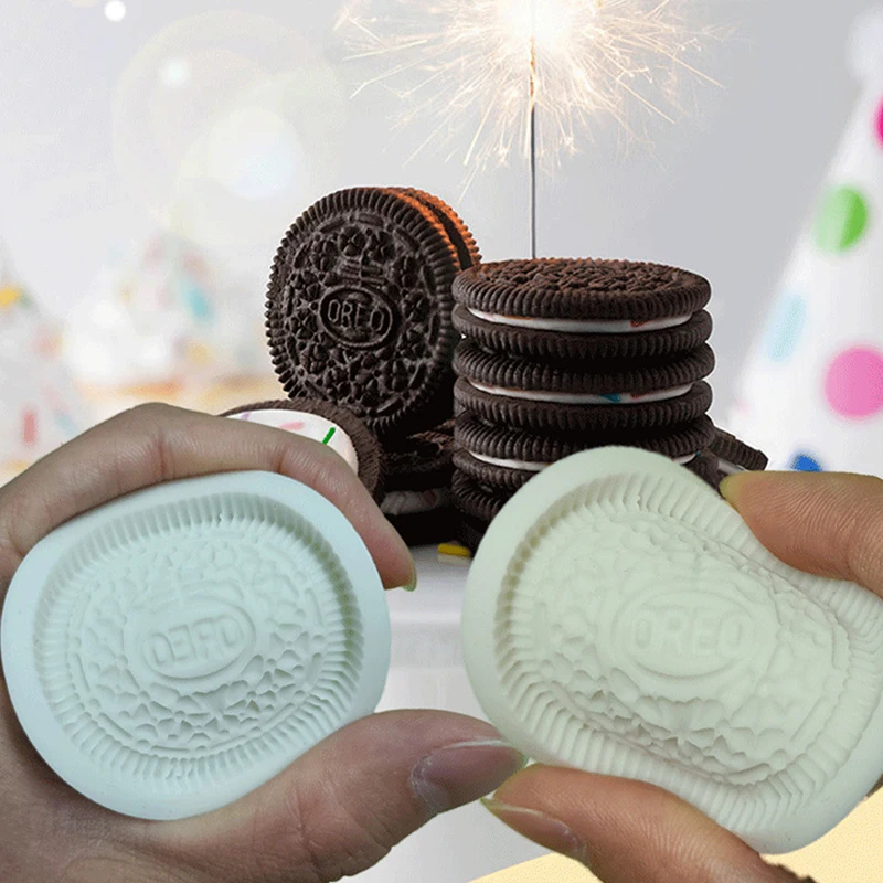 2 Pcs Mini Cream Filled Cookie Design Silicone Madi Handmade Instant Noodle Cake Decoration Tools Baking Accessories
2 Pcs Mini Cream Filled Cookie Design Silicone Madi Handmade Instant Noodle Cake Decoration Tools Baking Accessories