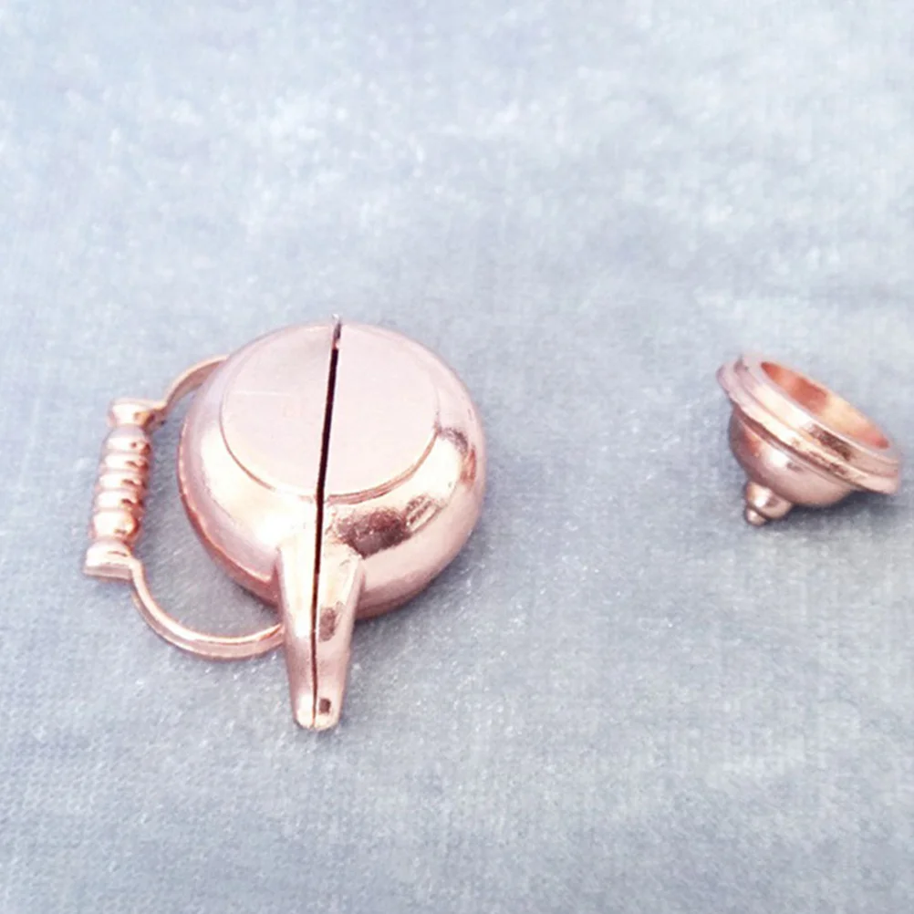 Миниатюрный кухонный чайник, игрушки для детей, аксессуары для маленьких домиков, цветной чайник в стиле ретро, детский чайник из сплава, 2 шт. 
Миниатюрный кухонный чайник, игрушки для детей, аксессуары для маленьких домиков, цветной чайник в стиле ретро, детский чайник из сплава, 2 шт.