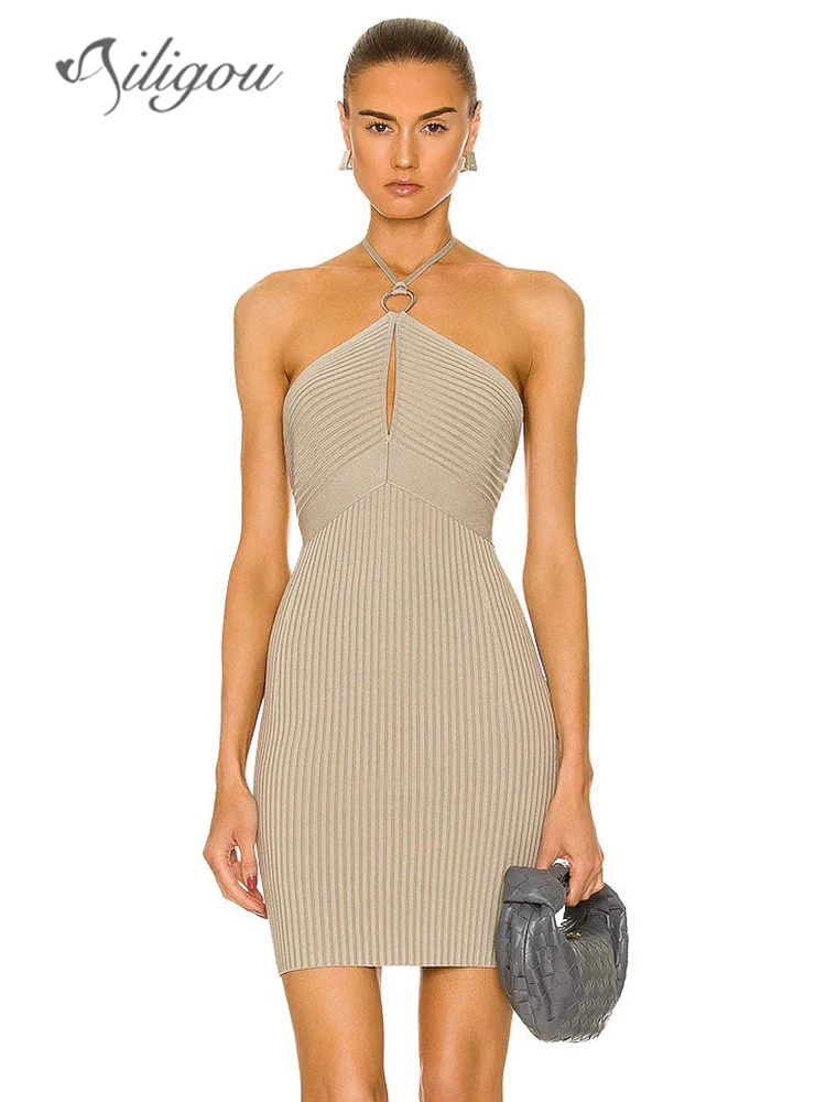 Ailigou High Quality Fashion Sexy Backless Mini Evening Dress Women Cutout Sleeveless Skinny Mini Bandage Dress 2022 New
Ailigou High Quality Fashion Sexy Backless Mini Evening Dress Women Cutout Sleeveless Skinny Mini Bandage Dress 2022 New