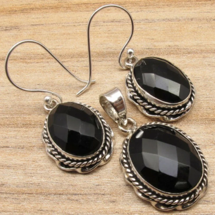 ANGLANG Luxury Round Black Cubic Zirconia Jewelry Sets Engagement Necklace Earring for Bridal Wedding Jewelry Gift for Women
ANGLANG Luxury Round Black Cubic Zirconia Jewelry Sets Engagement Necklace Earring for Bridal Wedding Jewelry Gift for Women