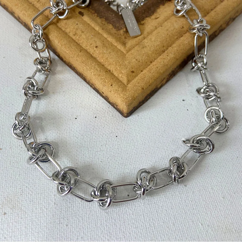 Minar Personality Hollow Out Knotted Chains Necklaces for Women Femme Silver Color Metal Choker Necklace Punk Hip Hop Jewelry
Minar Personality Hollow Out Knotted Chains Necklaces for Women Femme Silver Color Metal Choker Necklace Punk Hip Hop Jewelry