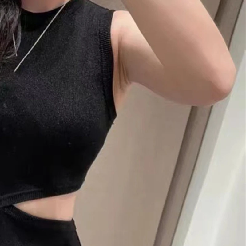 Waist Hollow out Women's Black Knit Mini Robe Sleeveless Temperament Female O-neck Dresses
Waist Hollow out Women's Black Knit Mini Robe Sleeveless Temperament Female O-neck Dresses