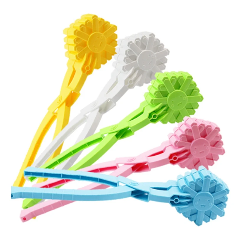 5 PC Snowflake Shape Snowball Clips Snowball Pliers Quick And Easy With Handle Snowball Maker Tongs Simple Operation Winter Toys
5 PC Snowflake Shape Snowball Clips Snowball Pliers Quick And Easy With Handle Snowball Maker Tongs Simple Operation Winter Toys