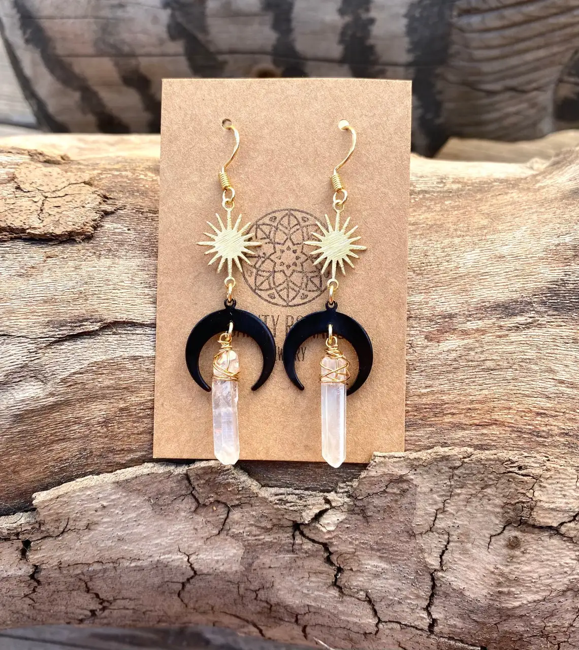 Hot Selling Crystal Quartz Earrings Black Moon Boho Earrings Christmas Gifts Witch Earrings Earrings for Women
Hot Selling Crystal Quartz Earrings Black Moon Boho Earrings Christmas Gifts Witch Earrings Earrings for Women