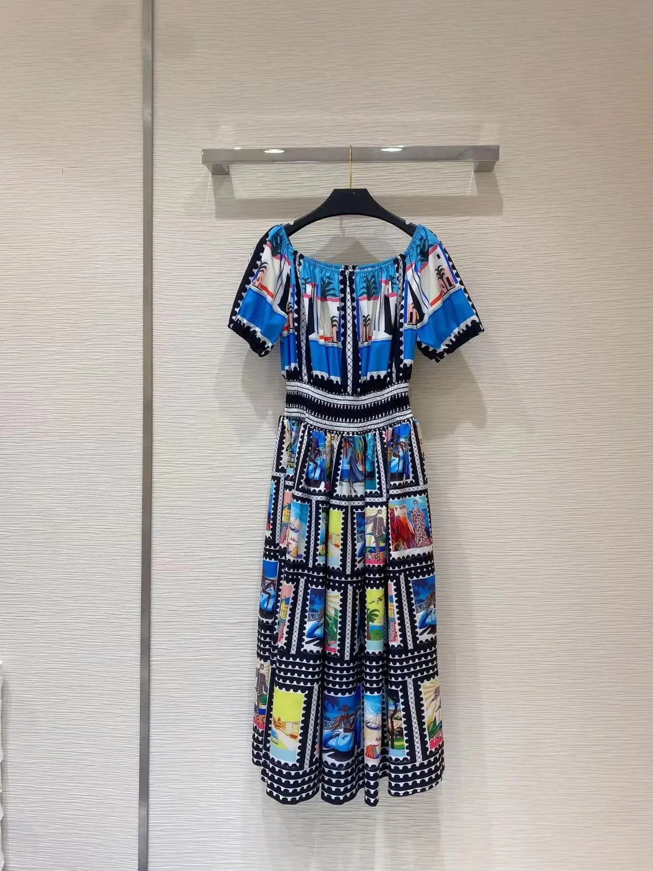 Женское модельное платье миди Fyion 2022, модное платье с вырезом лодочкой и цветочным принтом, эластичное повседневное пляжное праздничное платье 
Женское модельное платье миди Fyion 2022, модное платье с вырезом лодочкой и цветочным принтом, эластичное повседневное пляжное праздничное платье