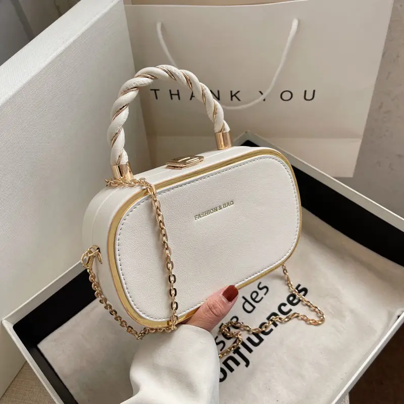 Designer Solid Color Square Box Dinner Tote Women's 2022 New Trend Summer Shoulder Bag Famale Exquisite Twist Fashion Handbags
Designer Solid Color Square Box Dinner Tote Women's 2022 New Trend Summer Shoulder Bag Famale Exquisite Twist Fashion Handbags