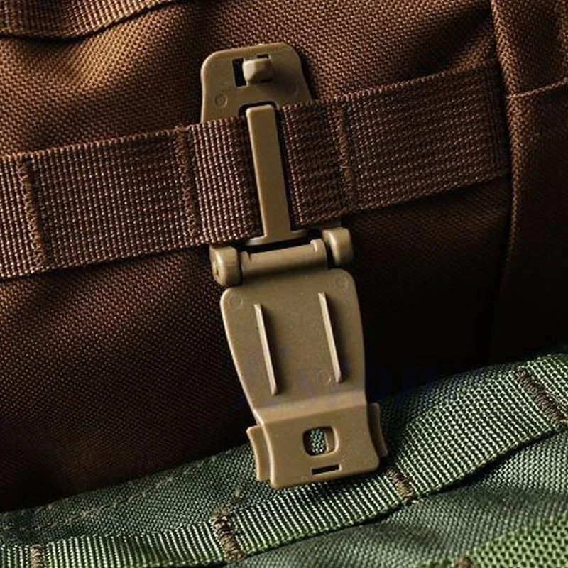 New Outdoor Hanging Buckle Black Military Fan Backpack Accessories Webbing Connection Clip Buckle Backpack Fixing Buckle
New Outdoor Hanging Buckle Black Military Fan Backpack Accessories Webbing Connection Clip Buckle Backpack Fixing Buckle
