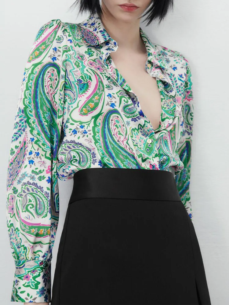 drape silky texture spring new fresh and sweet age-reducing holiday style retro casual loose and thin printed shirt top
drape silky texture spring new fresh and sweet age-reducing holiday style retro casual loose and thin printed shirt top