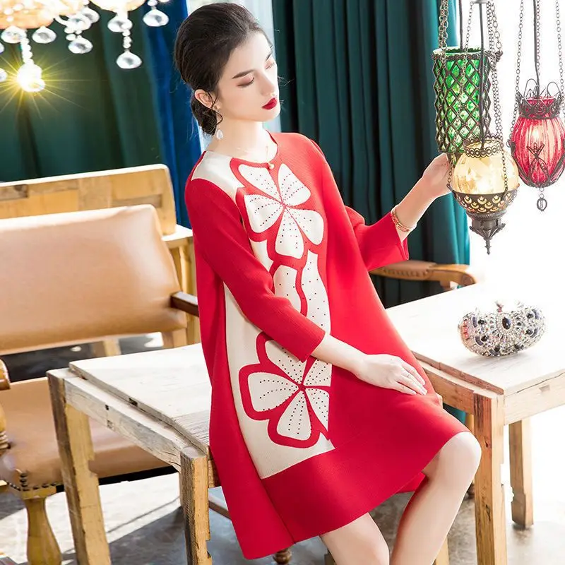 VANOVICH Fashion Oversized Loose Waist Slim Mid-length A-line Pleated Dress 2023 Summer New Korean Style Temperament Print Dress
VANOVICH Fashion Oversized Loose Waist Slim Mid-length A-line Pleated Dress 2023 Summer New Korean Style Temperament Print Dress