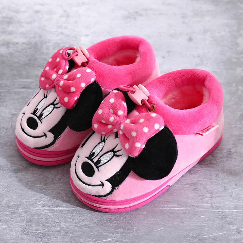Disney Winter Boys and Girls Lovely Cotton Slippers Mickey mouse Bedroom Household Non slip Children's Warm Plush Slippers
Disney Winter Boys and Girls Lovely Cotton Slippers Mickey mouse Bedroom Household Non slip Children's Warm Plush Slippers