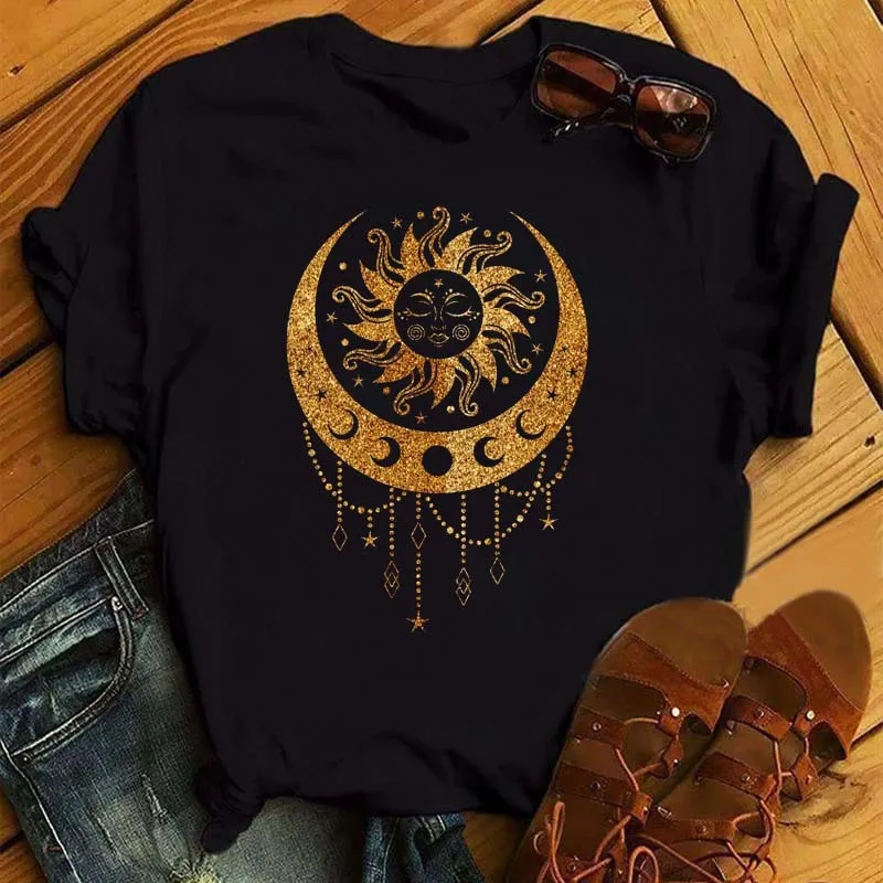 Golden Sun Moon Stars Print T Shirt For Women Fashion Trend Streetwear Leisure O-neck Tee Short Sleeve Tops Kawaii Girl Clothing
Golden Sun Moon Stars Print T Shirt For Women Fashion Trend Streetwear Leisure O-neck Tee Short Sleeve Tops Kawaii Girl Clothing