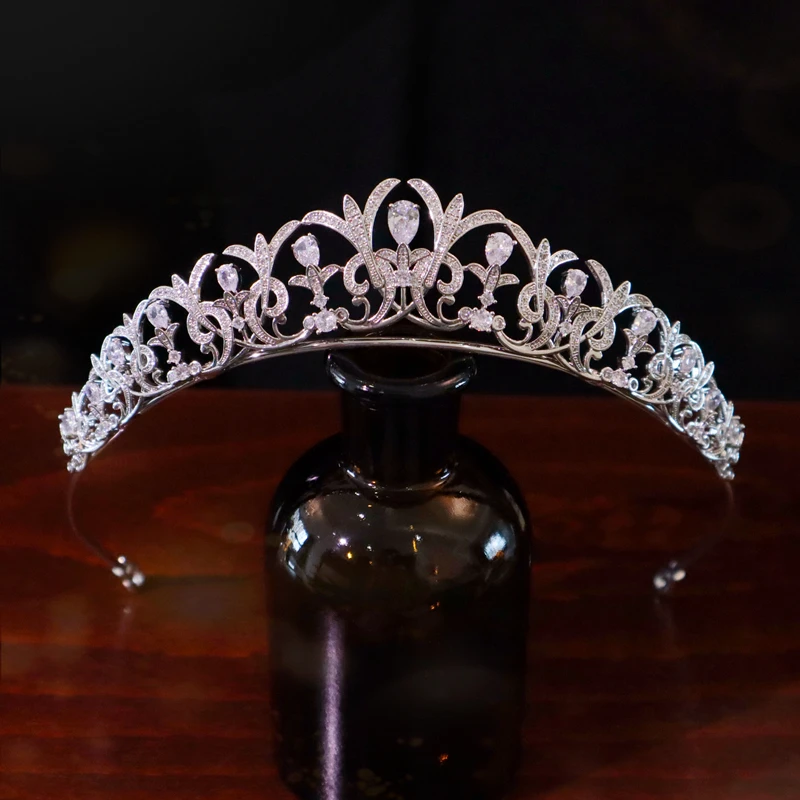 Simple Princess Crown Birthday Mitzvah Tiara Bridal Wedding Dress Hair Accessories for Women Fashion Classic Crystal Jewelry
Simple Princess Crown Birthday Mitzvah Tiara Bridal Wedding Dress Hair Accessories for Women Fashion Classic Crystal Jewelry