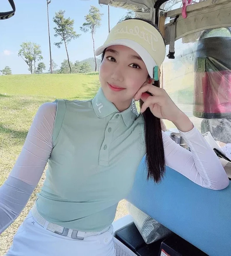 JL Golf Long Sleeve T-shirt Women's Summer Thin Elastic Slim Fit Panel Contrast Green Ice Silk Quick Drying Sun Protection Top
JL Golf Long Sleeve T-shirt Women's Summer Thin Elastic Slim Fit Panel Contrast Green Ice Silk Quick Drying Sun Protection Top
