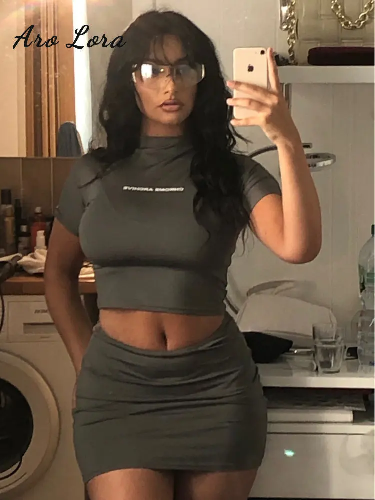 Letter Print Solid Turtleneck Short Sleeves Crop Top Skirts 2 Piece Set Women Sexy Slim Summer T-shirt Outfit Streetwear Sports
Letter Print Solid Turtleneck Short Sleeves Crop Top Skirts 2 Piece Set Women Sexy Slim Summer T-shirt Outfit Streetwear Sports