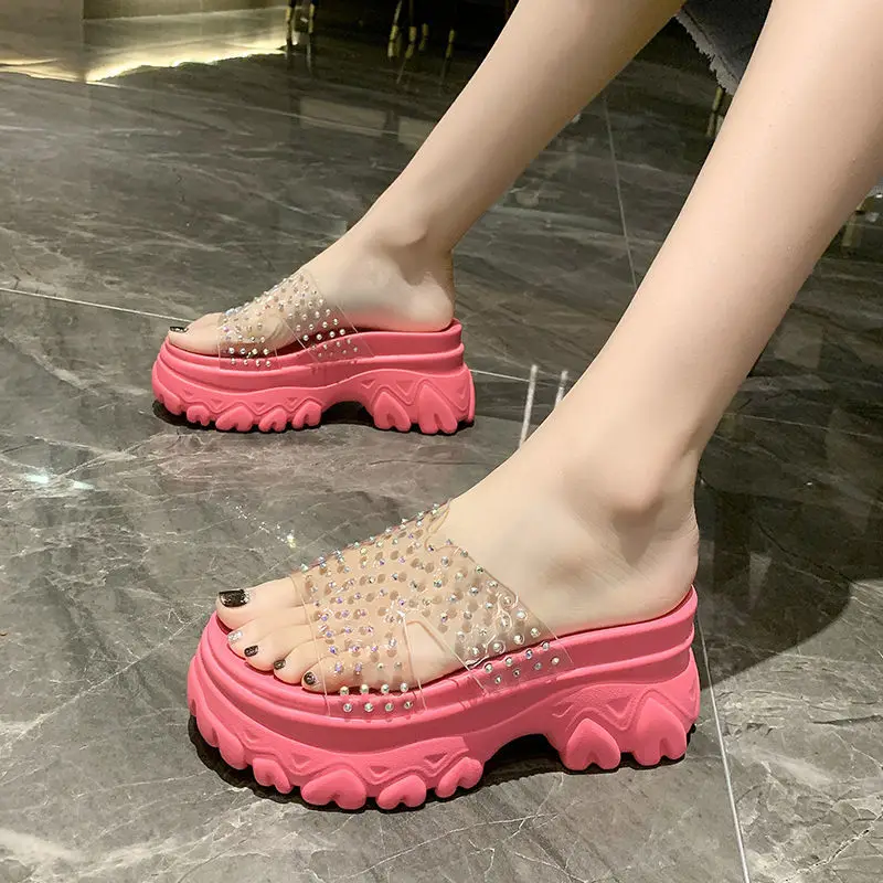 Rhinestone Transparent High Heels Women Thick-soled Sandals Women Summer Outer Wear 2022 New Fashion Beach Shoes Women Slippers
Rhinestone Transparent High Heels Women Thick-soled Sandals Women Summer Outer Wear 2022 New Fashion Beach Shoes Women Slippers
