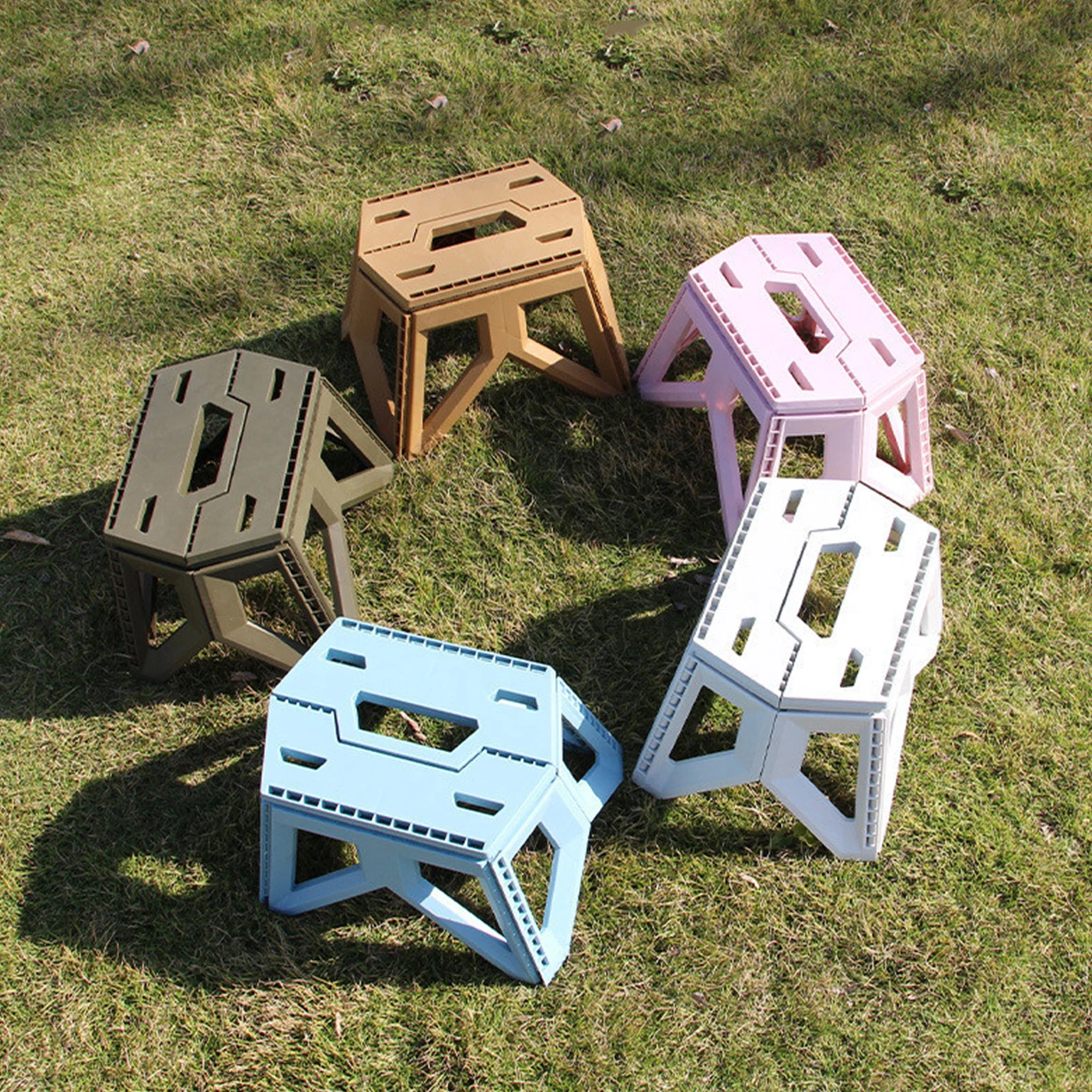 Thickened Folding Stool Durable Outdoor Fishing Small Stool Non-Slip High Load-Bearing Triangle Stool With Ergonomically Design 
Thickened Folding Stool Durable Outdoor Fishing Small Stool Non-Slip High Load-Bearing Triangle Stool With Ergonomically Design