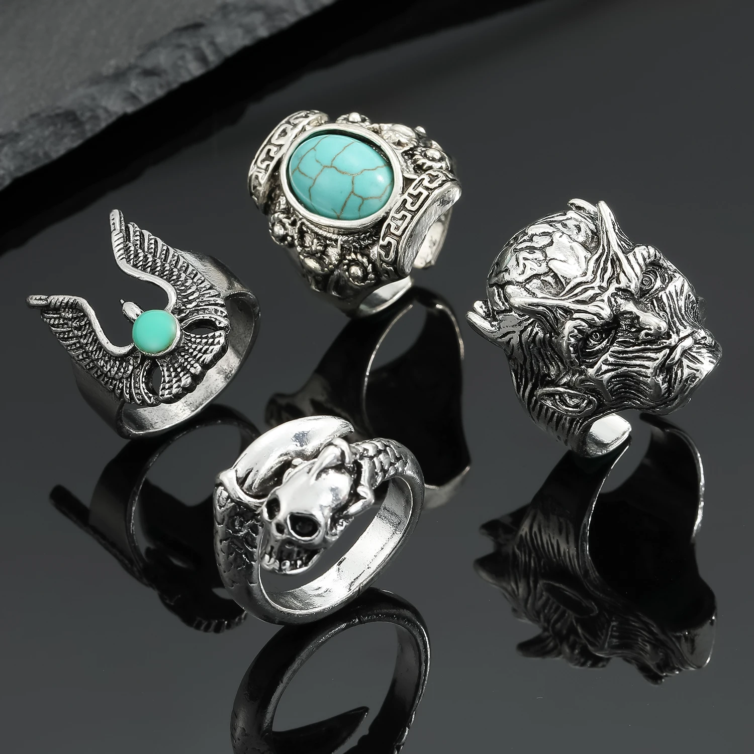 Vintage Blue Turquoise Metal Animal Punk Ring Opening Adjustable Skull Ruby Ring Gothic Fashion Party Jewelry Wholesale
Vintage Blue Turquoise Metal Animal Punk Ring Opening Adjustable Skull Ruby Ring Gothic Fashion Party Jewelry Wholesale