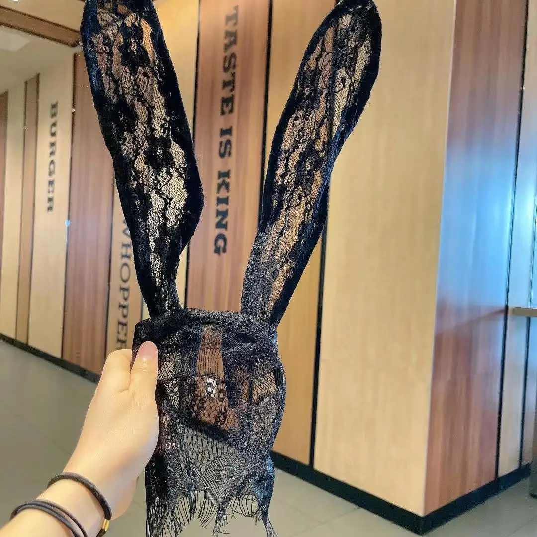 1pc Fashion Black Lace Bunny Ears Women Girl Hairbands Sexy Lace Masquerade Mask Cosplay Supplies Costume Party Headdress
1pc Fashion Black Lace Bunny Ears Women Girl Hairbands Sexy Lace Masquerade Mask Cosplay Supplies Costume Party Headdress