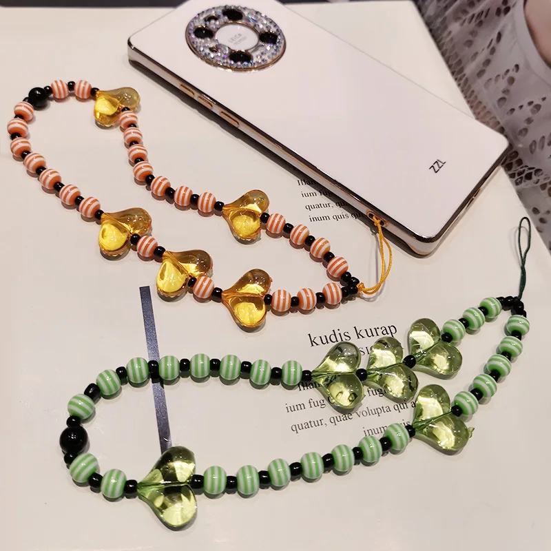 Mobile phone lanyard fashion wrist bead pendant short beaded lanyard hand-woven crystal beads love beads anti-lost sling
Mobile phone lanyard fashion wrist bead pendant short beaded lanyard hand-woven crystal beads love beads anti-lost sling