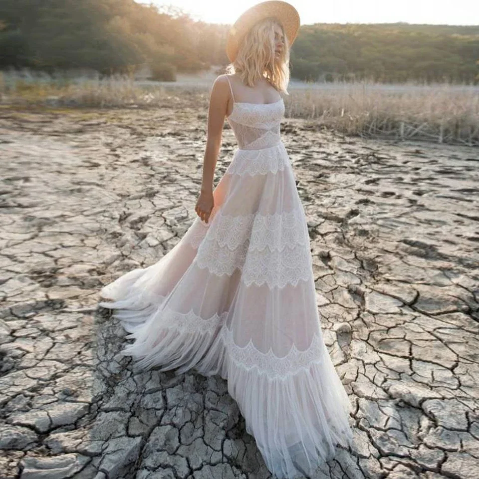 Spaghetti Straps Lace boho Wedding dress A-line Nude/Champagn Bridal Dress Lace Up Back Cut Out Side Bridal Dress
Spaghetti Straps Lace boho Wedding dress A-line Nude/Champagn Bridal Dress Lace Up Back Cut Out Side Bridal Dress