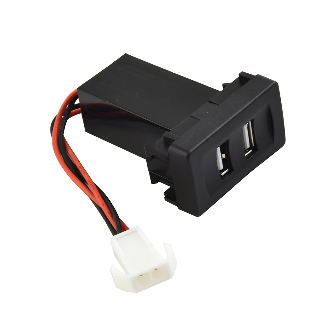 2.1A Car Charger Socket Wire Harness 12-24 (V) ABS Black Charger 100% Brand New And High Quality Car Universal
2.1A Car Charger Socket Wire Harness 12-24 (V) ABS Black Charger 100% Brand New And High Quality Car Universal