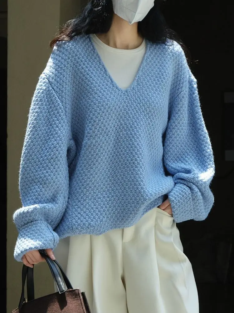 Japanese And Korean Casual Simple Texture Thick Needle V-Neck Sweater Loose Casual Knitted Pullover Top Women
Japanese And Korean Casual Simple Texture Thick Needle V-Neck Sweater Loose Casual Knitted Pullover Top Women