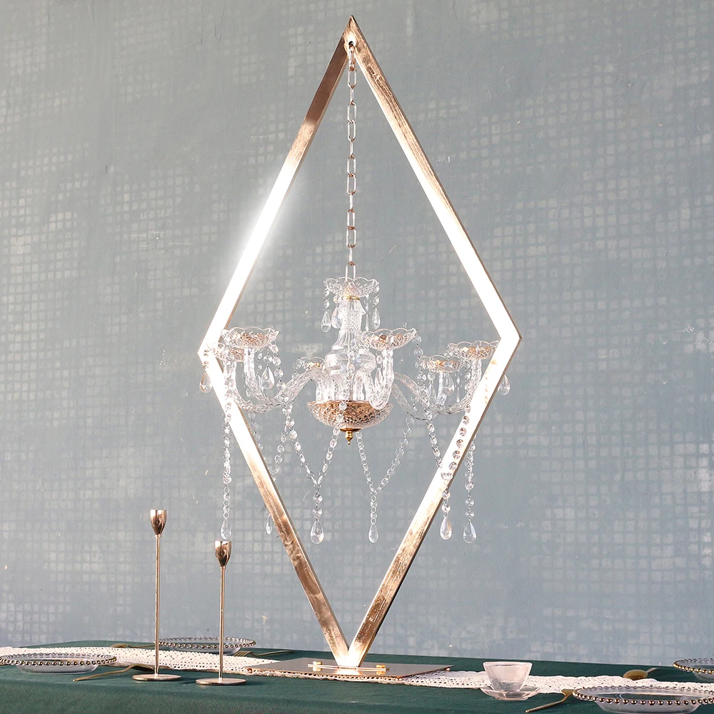 2Pcs 5Pcs Candle Holder for Wedding Party Decor Plated Crystal Candlestick Hotel Decorations Table Centerpieces Flower Stands
2Pcs 5Pcs Candle Holder for Wedding Party Decor Plated Crystal Candlestick Hotel Decorations Table Centerpieces Flower Stands