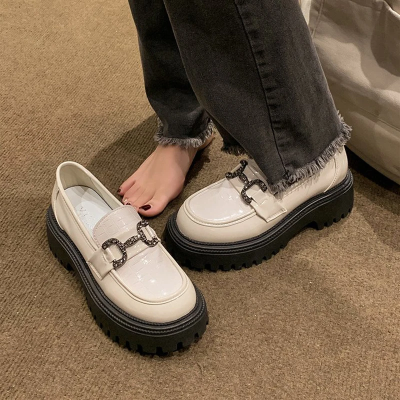 Spring Single Shoes Women's Thick Sole Shallow Mouth Small Leather Shoes Women College Style Soft Sole Non Slip Loafer Shoes
Spring Single Shoes Women's Thick Sole Shallow Mouth Small Leather Shoes Women College Style Soft Sole Non Slip Loafer Shoes