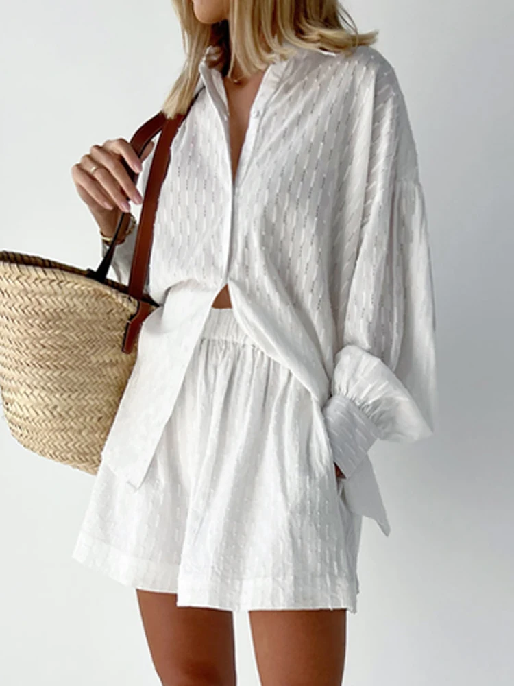 Solid Lady Sets Lapel Single-breasted Turn Down Collar Shirts Blouse+Loose Waist Shorts Suits Ladies Long Sleeve Tops Shorts 2PC
Solid Lady Sets Lapel Single-breasted Turn Down Collar Shirts Blouse+Loose Waist Shorts Suits Ladies Long Sleeve Tops Shorts 2PC