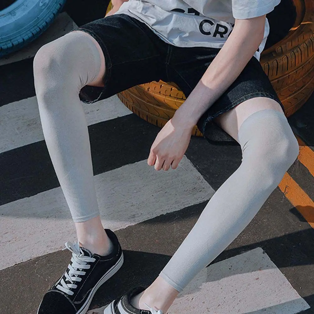 1 Pair Unisex Simple Black White Long Sunscreen Sleeves Summer Ultra-thin Breathable Ice Silk Driving Sleeves Beach Leg Covers
1 Pair Unisex Simple Black White Long Sunscreen Sleeves Summer Ultra-thin Breathable Ice Silk Driving Sleeves Beach Leg Covers