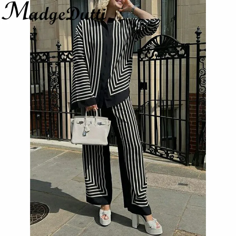 9.29 MadgeDutti Silk Temperament Geometric Straiped Long Sleeve Shirt Or Elastic Waist Straight Panst Set Women
9.29 MadgeDutti Silk Temperament Geometric Straiped Long Sleeve Shirt Or Elastic Waist Straight Panst Set Women