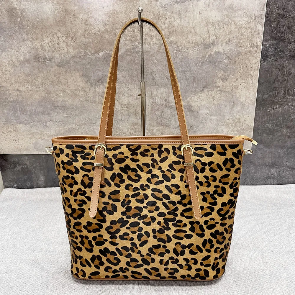 Fashion Genuine Leather Tote for Women Handbag Luxury Calfskin with Horsehair Winter Bags Elegant Female Shoulder Purses 2022
Fashion Genuine Leather Tote for Women Handbag Luxury Calfskin with Horsehair Winter Bags Elegant Female Shoulder Purses 2022