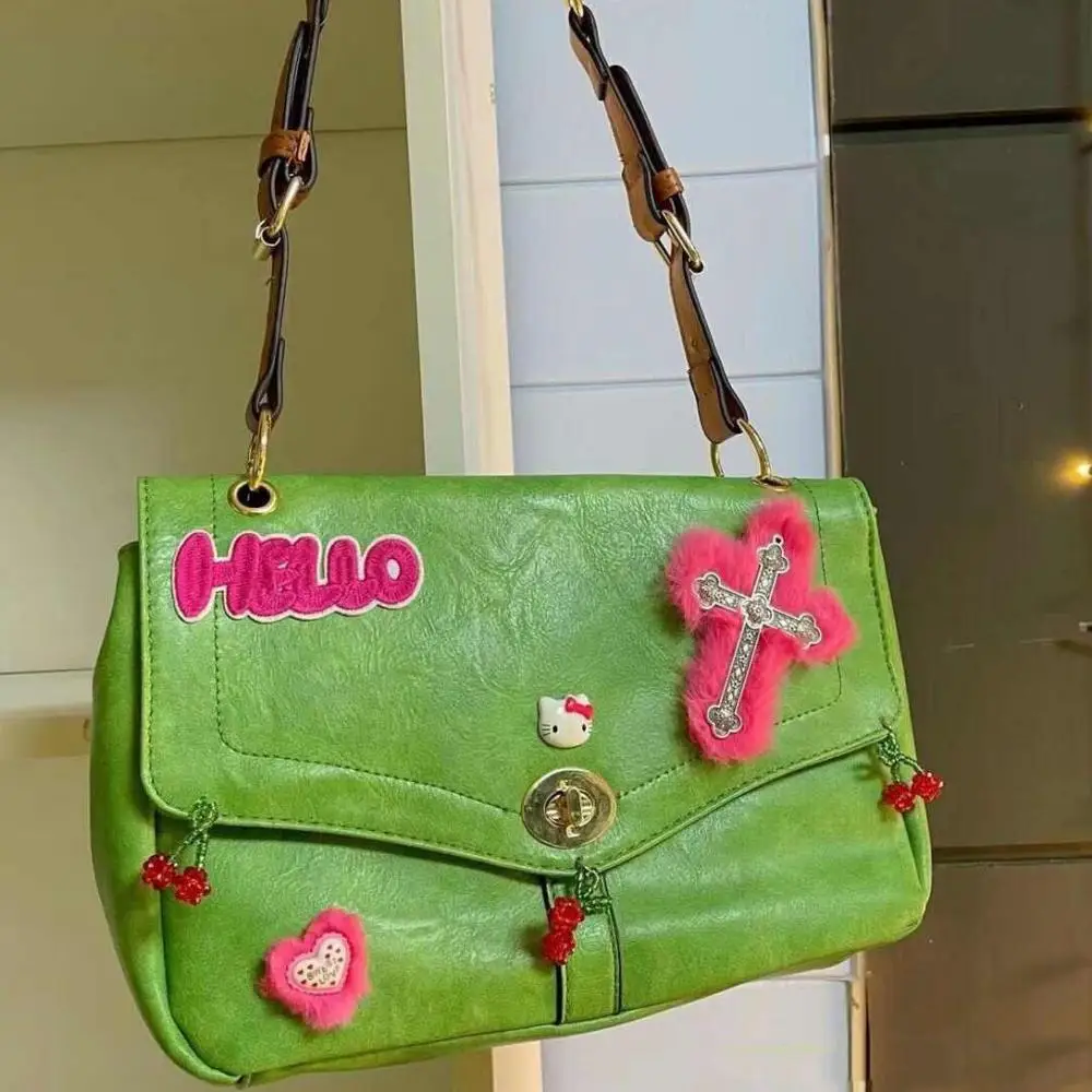 Сумка кавайная Sanrio, милая аниме Ретро сумка через плечо Hello Kitty острая девочка, сумка-мессенджер, рождественский подарок
Сумка кавайная Sanrio, милая аниме Ретро сумка через плечо Hello Kitty острая девочка, сумка-мессенджер, рождественский подарок
