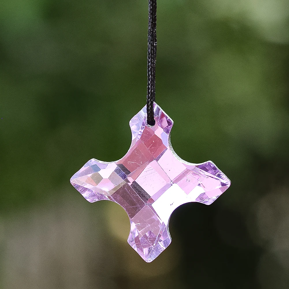 2PC 22MM Faceted Prism Purple Arrow Crucifix Cross Glass Crystal Pendant Chandelier Lamp Parts Suncatcher Garland Curtain Dangle
2PC 22MM Faceted Prism Purple Arrow Crucifix Cross Glass Crystal Pendant Chandelier Lamp Parts Suncatcher Garland Curtain Dangle