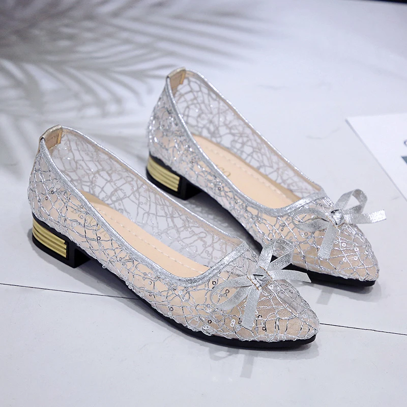 Sandalias De Mujer 2023 Summer Women's Lace Hollow Out Sandals Breathable Mesh Sandals Women's Casual Low-heel Silver Sandals
Sandalias De Mujer 2023 Summer Women's Lace Hollow Out Sandals Breathable Mesh Sandals Women's Casual Low-heel Silver Sandals