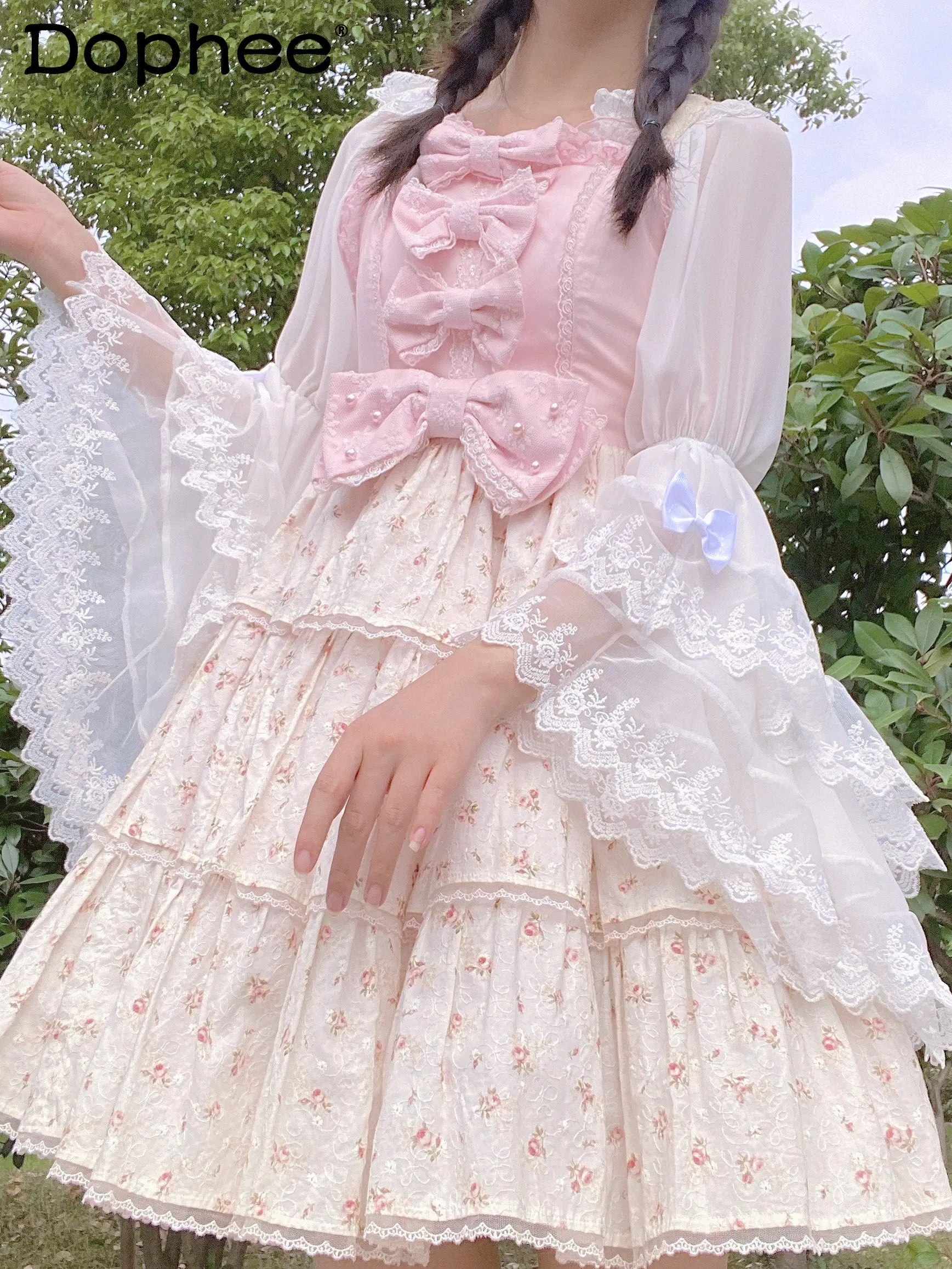 Lolita Sweet Long Sleeve Inner Wear Lace Chiffon Shirt Women Large Bell Sleeve White Blouse Girls 2023 Spring Summer Blusas Top
Lolita Sweet Long Sleeve Inner Wear Lace Chiffon Shirt Women Large Bell Sleeve White Blouse Girls 2023 Spring Summer Blusas Top