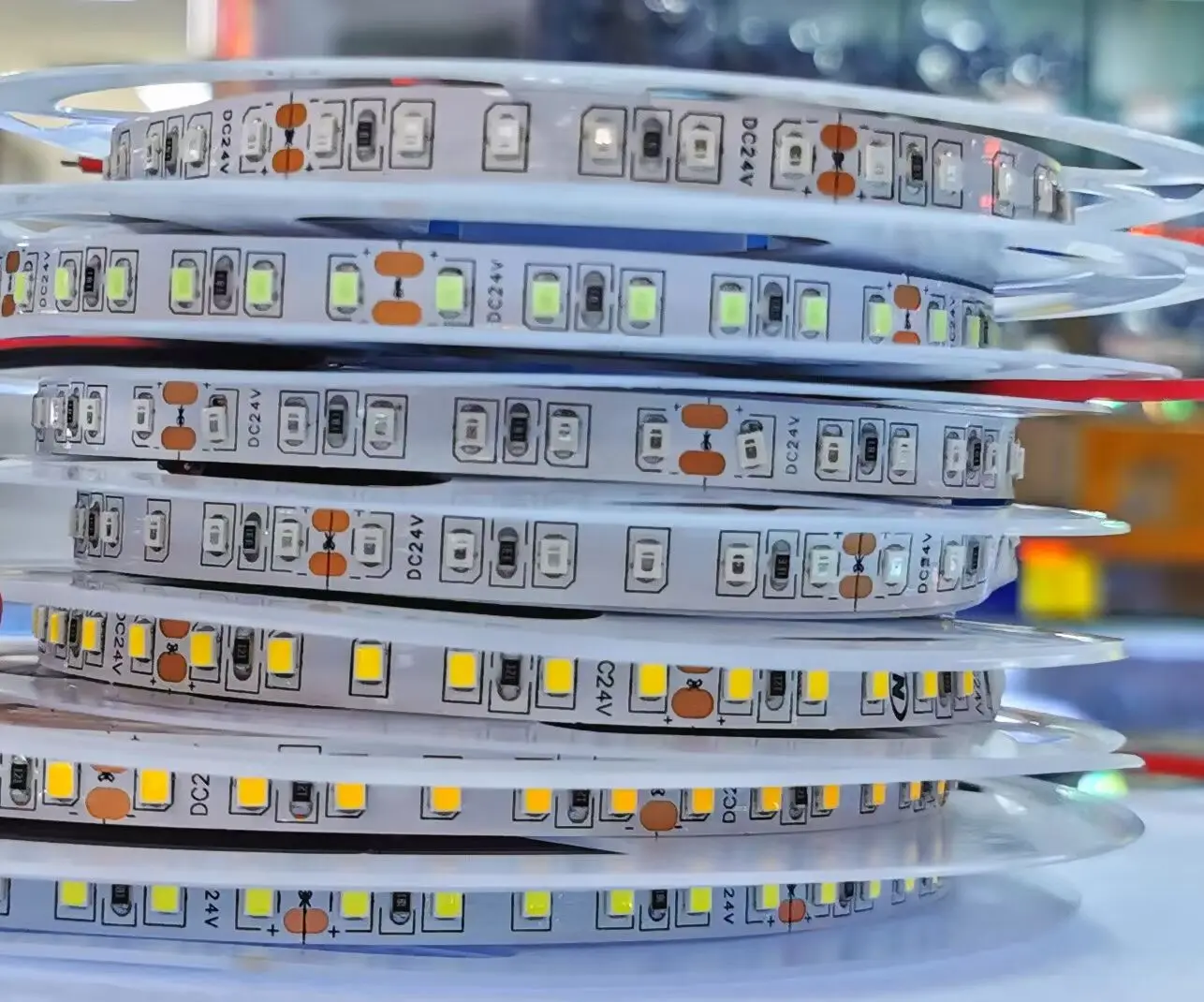10m/roll LED Strip Light 24V 2835 120Leds/m Flexible Ribbon Tape Diode White/Warm White/Natural White/Red/Green/Blue/Pink
10m/roll LED Strip Light 24V 2835 120Leds/m Flexible Ribbon Tape Diode White/Warm White/Natural White/Red/Green/Blue/Pink