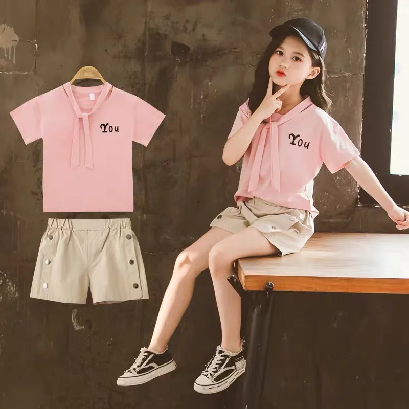 Комплект летней одежды для маленьких девочек 5-12 лет
Комплект летней одежды для маленьких девочек 5-12 лет