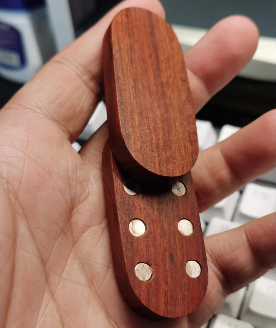 Solic Wood Slap Push Finger Massager Mechanical Structure Adult Decompression Edc Best Finger Toys Magnetic Slider
Solic Wood Slap Push Finger Massager Mechanical Structure Adult Decompression Edc Best Finger Toys Magnetic Slider