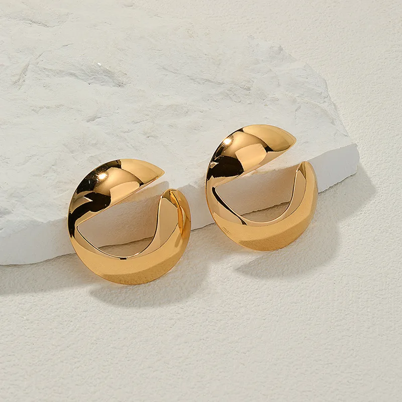 Metal Circular Irregular Hollow Earrings Female Fashion Minimalist Stud Earrings Jewelry Accessories
Metal Circular Irregular Hollow Earrings Female Fashion Minimalist Stud Earrings Jewelry Accessories