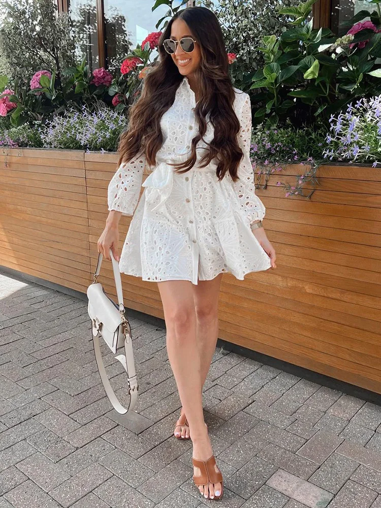 Dresses For Women 2022 Vintage Cutwork Embroidery Mini Dress Lapel Collar Long Sleeve Button Up White Shirt Dress With Belt
Dresses For Women 2022 Vintage Cutwork Embroidery Mini Dress Lapel Collar Long Sleeve Button Up White Shirt Dress With Belt