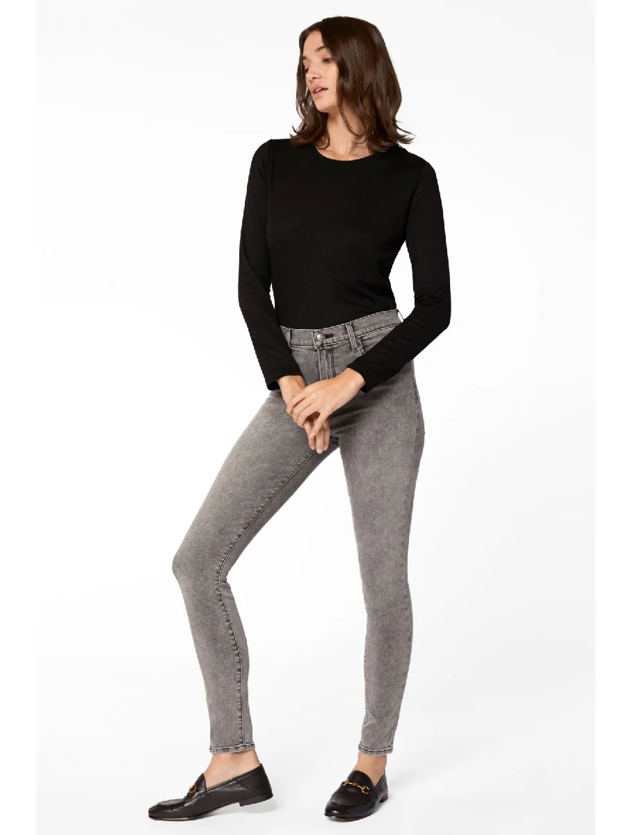 2022 Women's jeans trend pure cotton elastic high-waisted women's jeans new fashion high quality tight trousers y2k clothes traf
2022 Women's jeans trend pure cotton elastic high-waisted women's jeans new fashion high quality tight trousers y2k clothes traf