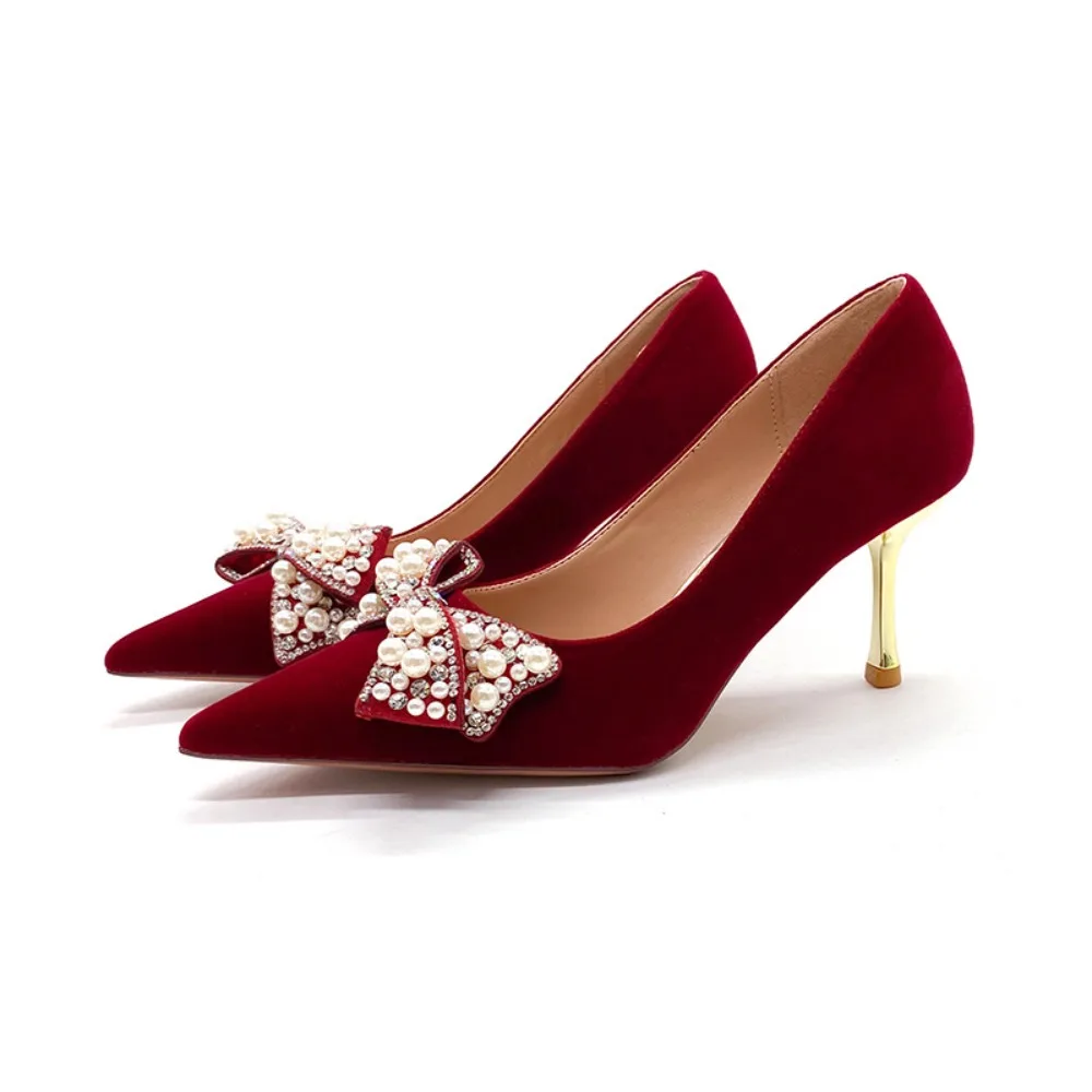 Elegant Ladies Red Silk Wedding Bride Shoes Pearl Bowknot Pointed Toe Pumps Women Sexy Party Dress High Heels Shoes Woman
Elegant Ladies Red Silk Wedding Bride Shoes Pearl Bowknot Pointed Toe Pumps Women Sexy Party Dress High Heels Shoes Woman