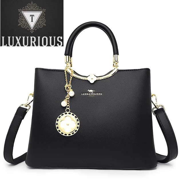 2023 New Fringe Design Women's Handbag Luxury Designer High Quality Leather Ladies Shoulder Messenger Bag Women Bags Bolso Mujer
2023 New Fringe Design Women's Handbag Luxury Designer High Quality Leather Ladies Shoulder Messenger Bag Women Bags Bolso Mujer