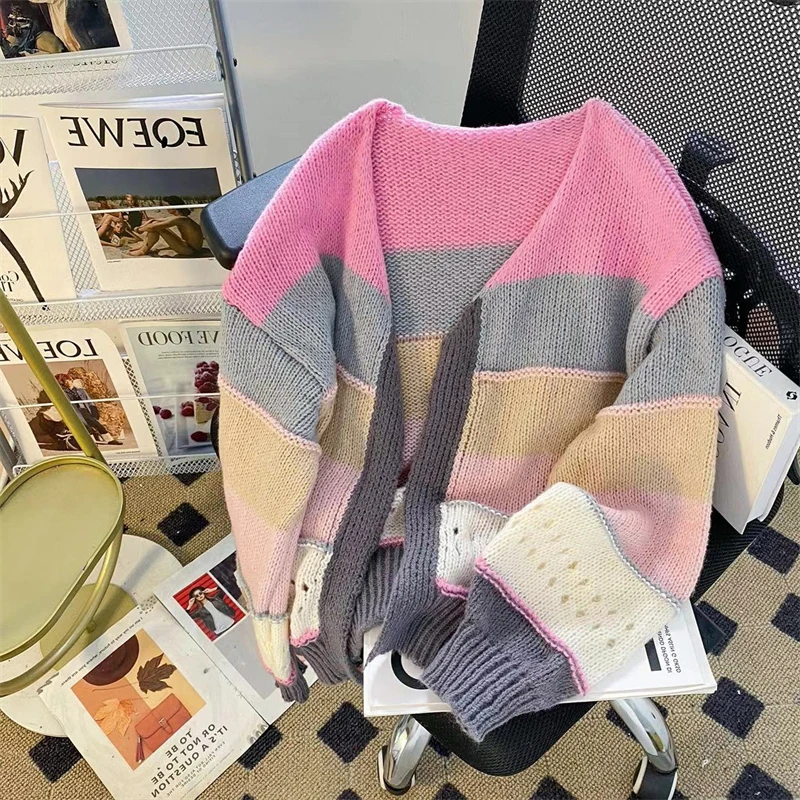Women's Colorful Stripes Contrasting V-neck Knitted Sweater Cardigan Spring Autumn Chic Female Long Sleeved Thin Jumpers
Women's Colorful Stripes Contrasting V-neck Knitted Sweater Cardigan Spring Autumn Chic Female Long Sleeved Thin Jumpers